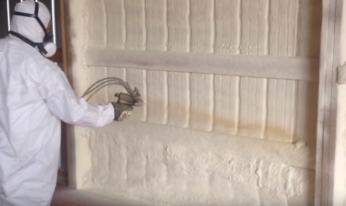 spray foam insulation for attic